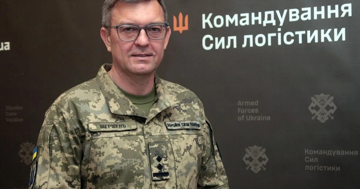 Підполковник Валерій Шершень під час брифінгу Командування Сил логістики ЗСУ