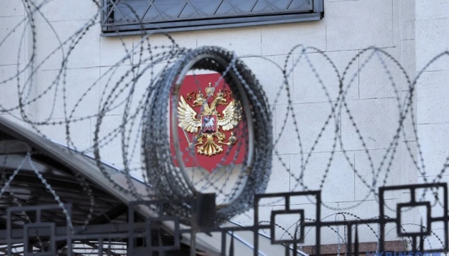 ЄС на рік продовжив персональні санкції за гібридні дії РФ: що передбачає рішення
